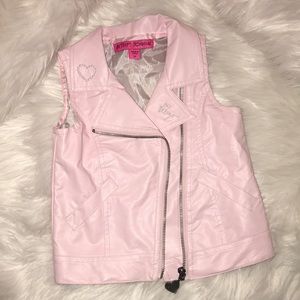 🎉🎉🎉SOLD🎉🎉🎉Betsy Johnson Vest